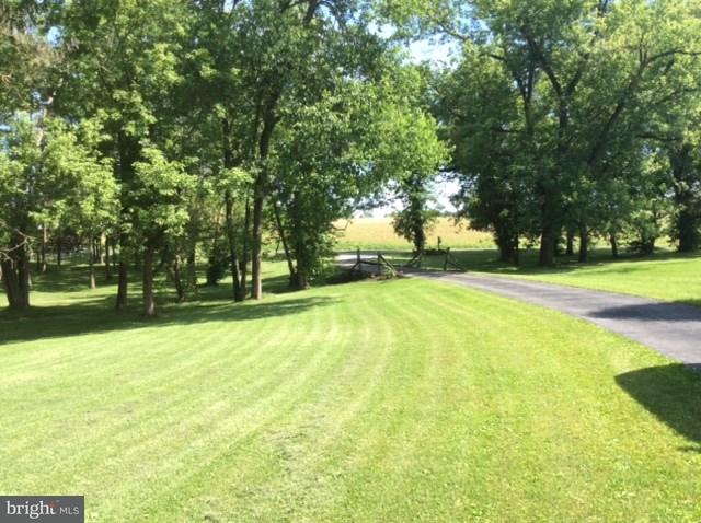 360 Hill Road Hanover, PA 17331 - Photo 4 of 28
