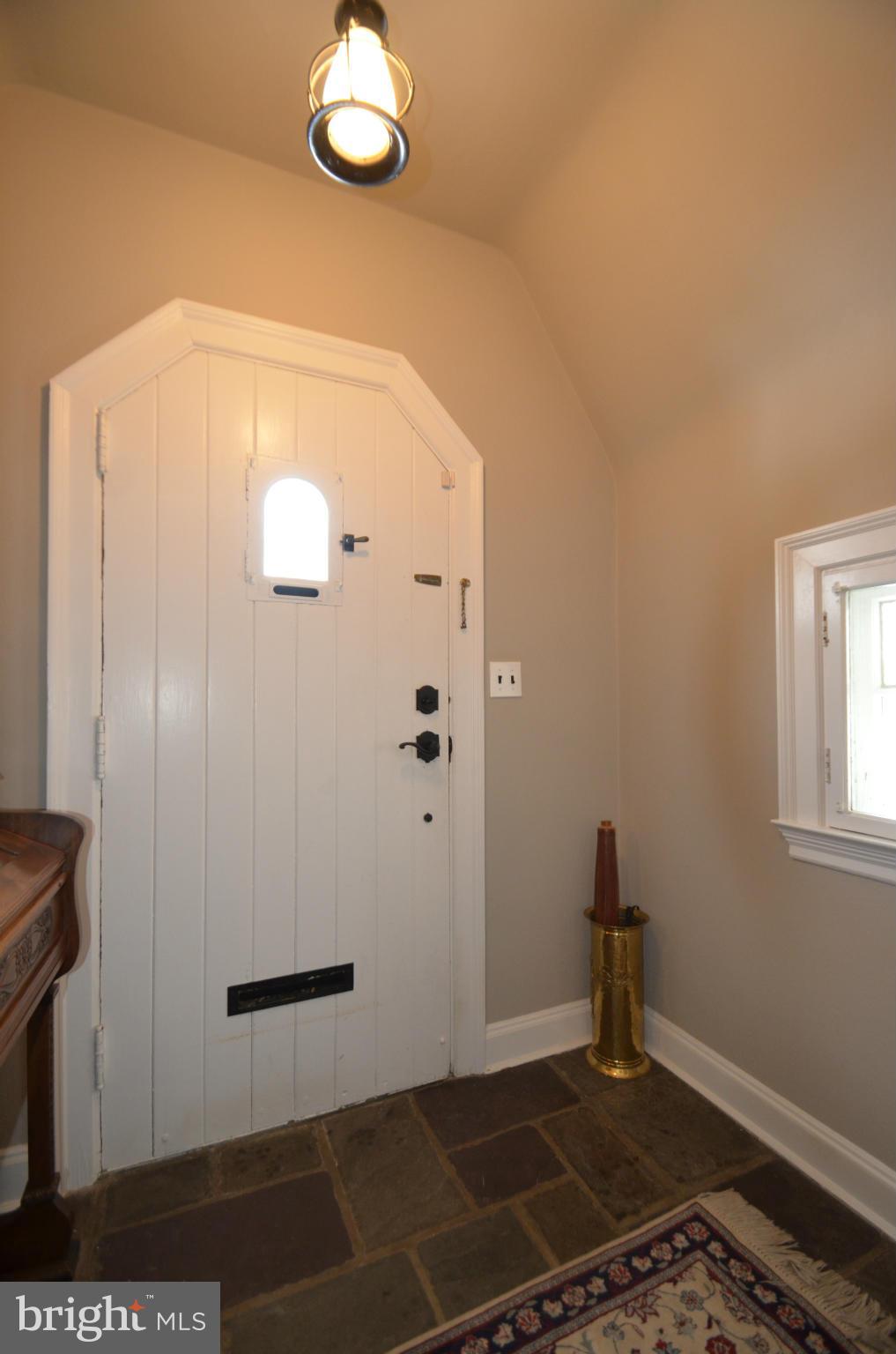 307 East Highfield Road Baltimore, MD 21218 - Photo 25 of 30 an empty room with windows