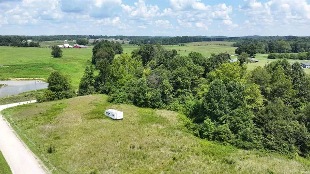 $49,900 | 5746 North La Salle Ests Drive, Bloomfield, IN 47424