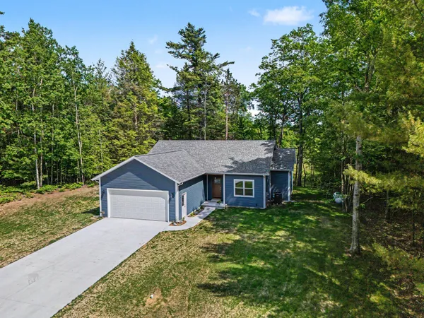 $449,000 | 4410 Pine Avenue, Mears, MI 49436