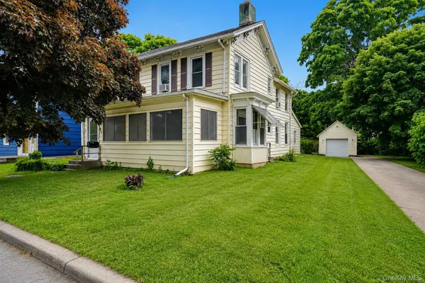 $375,000 | 18 West Market Street, Hyde Park, NY 12538