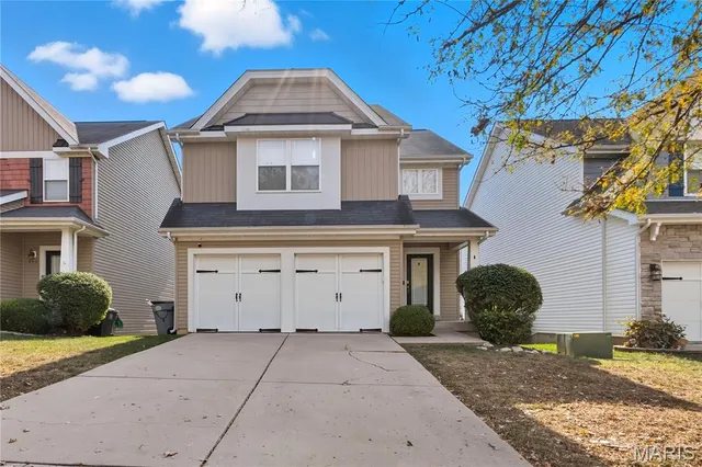 $2,250 | 422 Parkgate Drive, Lake St. Louis, MO 63367
