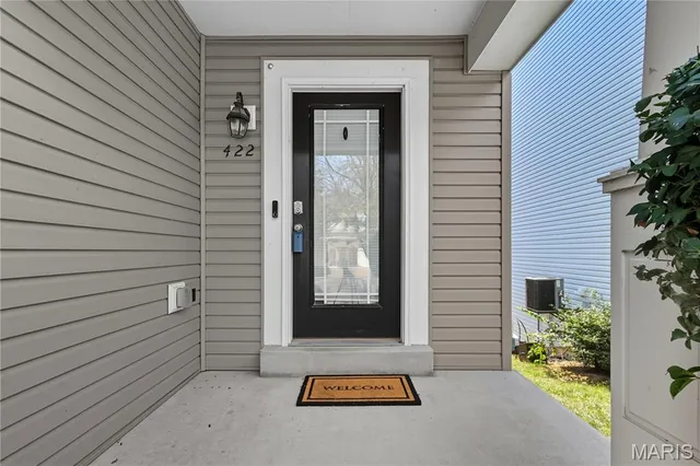 $2,250 | 422 Parkgate Drive, Lake St. Louis, MO 63367