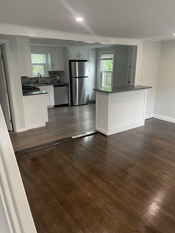 5 County Street Springfield, MA 01109 - Photo 6 of 20 Gallery Image 6