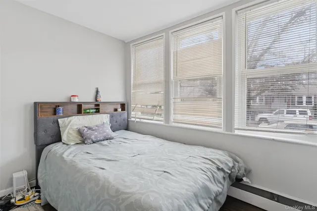 $640,000 | 2861 Tilrose Avenue, Oceanside, NY 11572