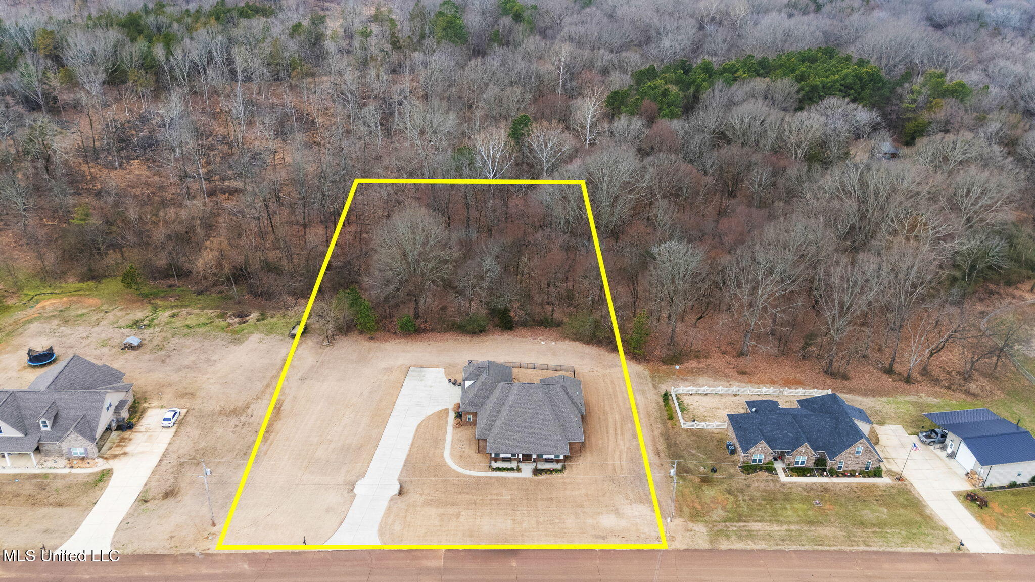 112 Oak Manor Drive Coldwater, MS 38618 - Photo 31 of 36 32-web-or-mls-112 Oak Manor Dr-31