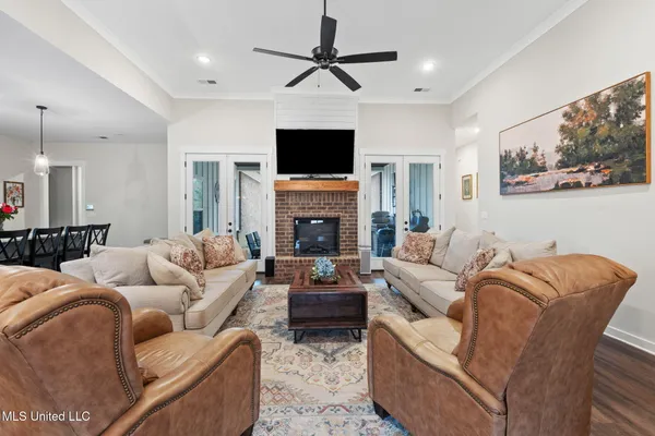 $399,500 | 112 Oak Manor Drive, Coldwater, MS 38618