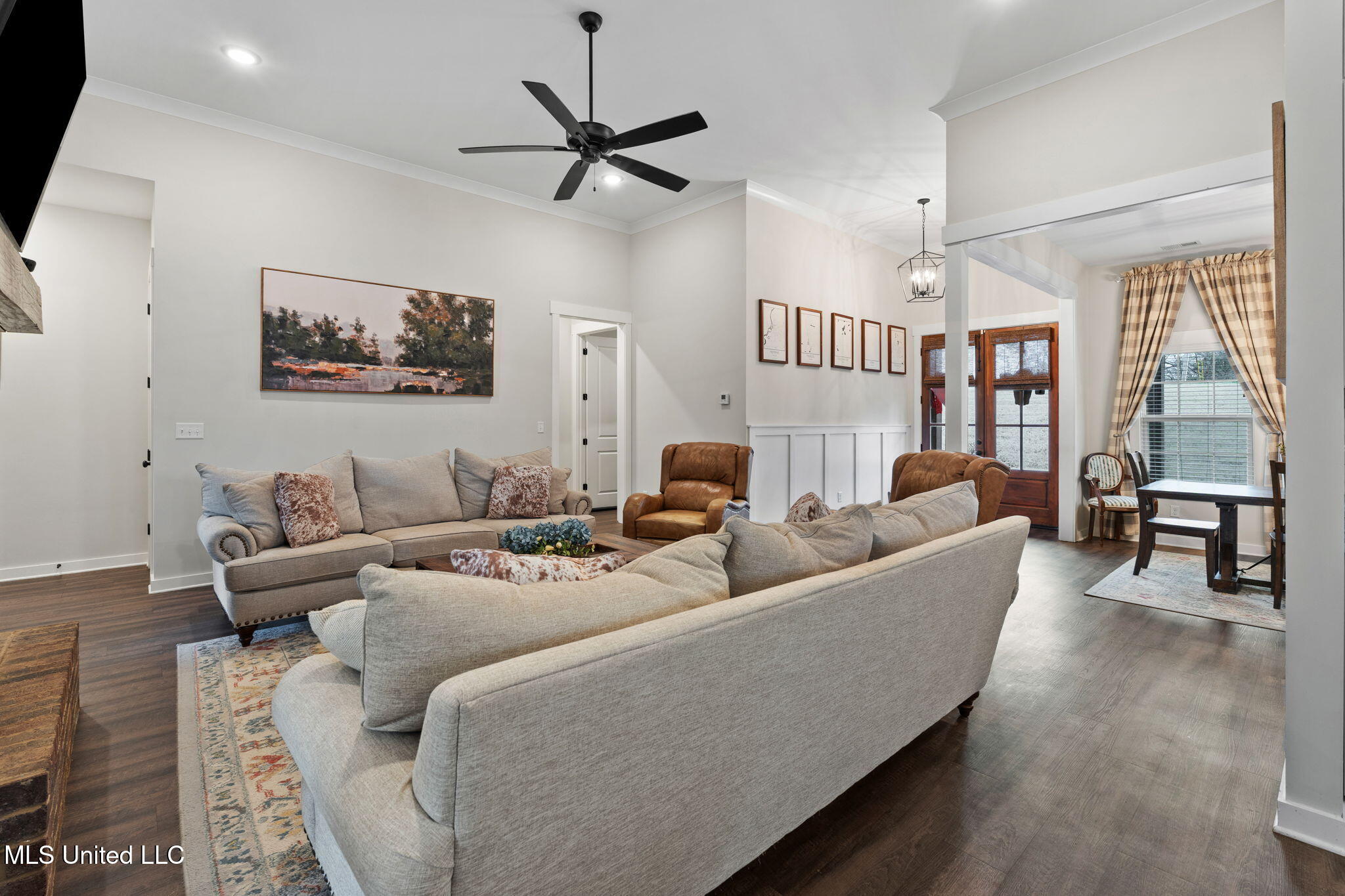112 Oak Manor Drive Coldwater, MS 38618 - Photo 10 of 36 10-web-or-mls-112 Oak Manor Dr-09