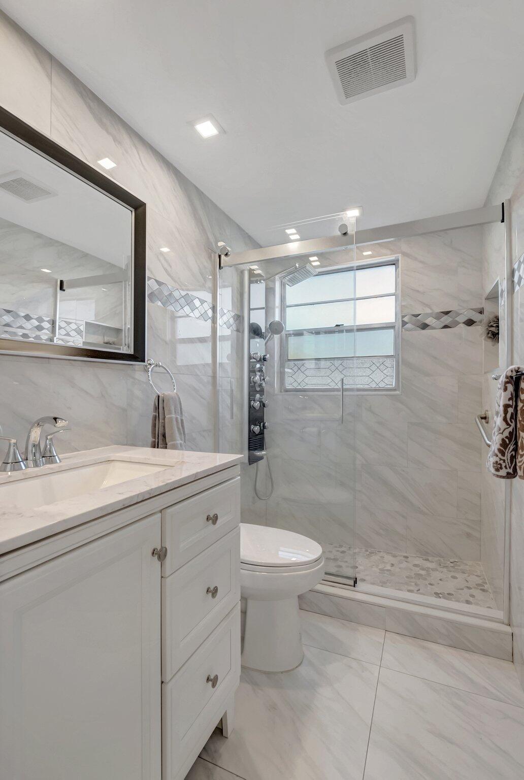 253 Suffolk F Boca Raton, FL 33434 - Photo 12 of 62 15-web-or-mls-DSC_1966