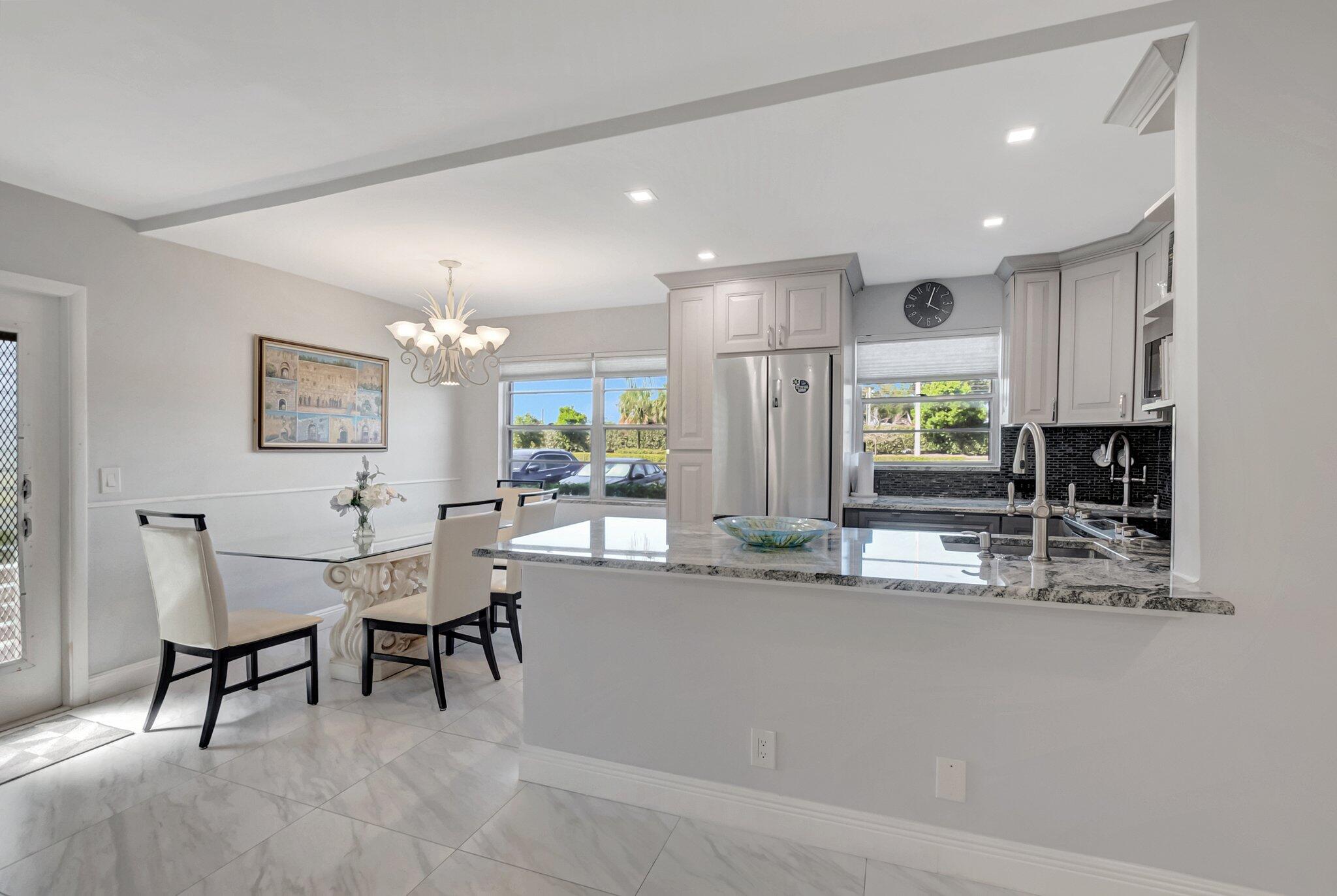 253 Suffolk F Boca Raton, FL 33434 - Photo 5 of 62 7-web-or-mls-DSC_1936