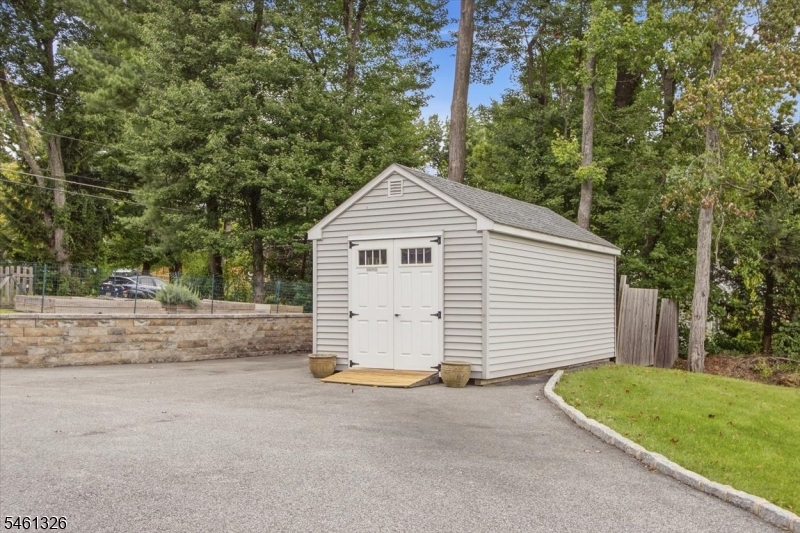 677 Canistear Road Vernon, NJ 07422 - Photo 30 of 43 Gallery Image 30