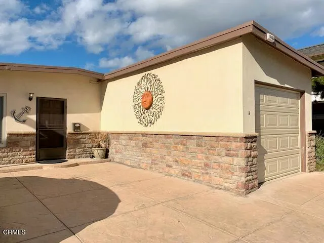 a view of an empty room with window