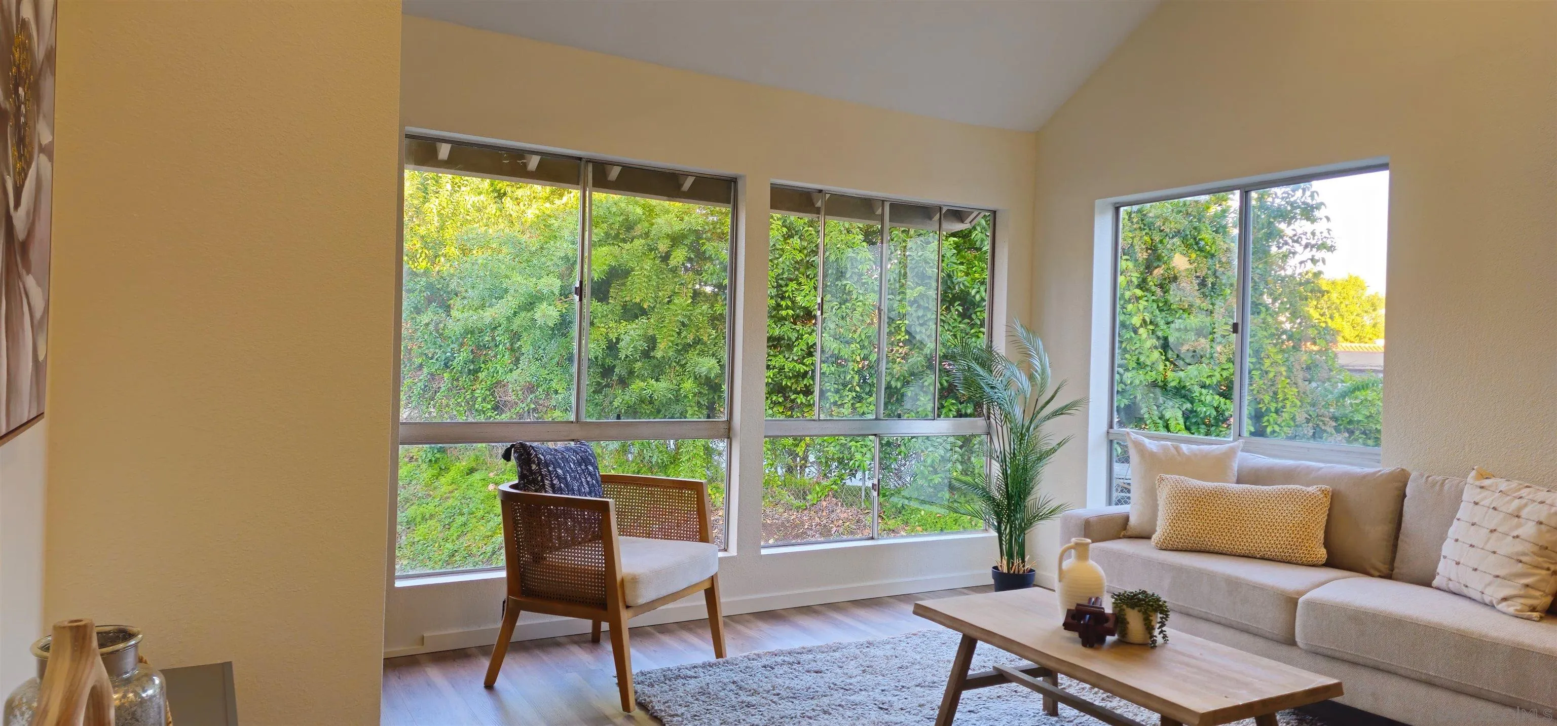 6255 Rancho Mission Road, Unit 327 San Diego, CA 92108 - Photo 3 of 25 Gallery Image 3