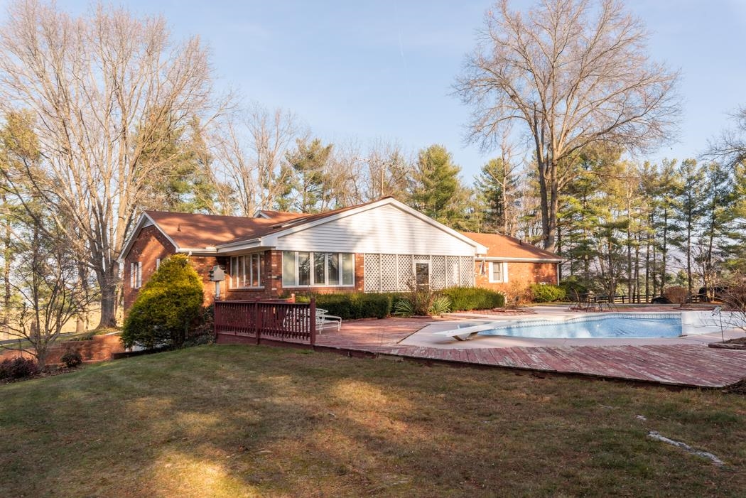 198 Baynes Road Waynesboro, VA 22980 - Photo 8 of 74