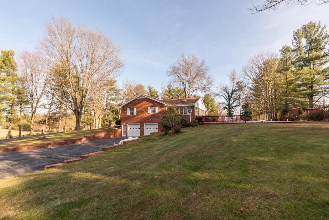 198 Baynes Road Waynesboro, VA 22980 - Photo 9 of 74