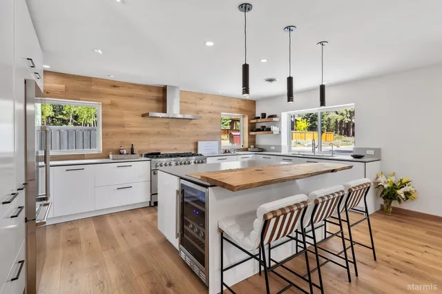 $1,598,000 | 1926 Celio Lane, South Lake Tahoe, CA 96150