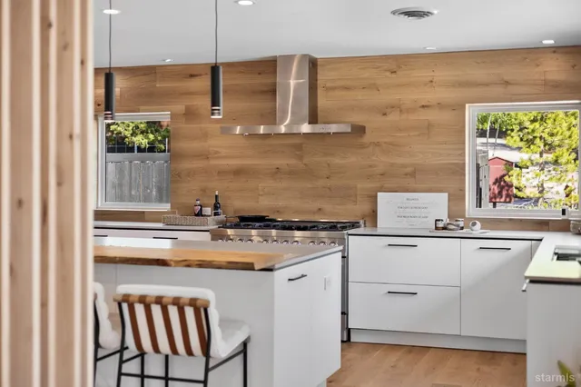 $1,598,000 | 1926 Celio Lane, South Lake Tahoe, CA 96150