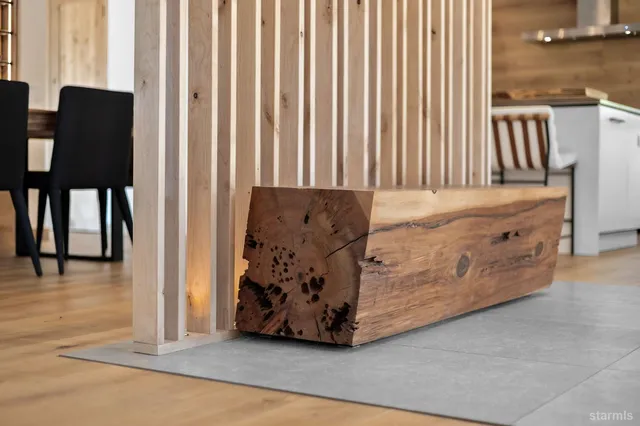 $1,598,000 | 1926 Celio Lane, South Lake Tahoe, CA 96150