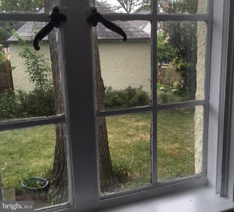4419 Underwood Road Baltimore, MD 21218 - Photo 26 of 30 a large window with lake view