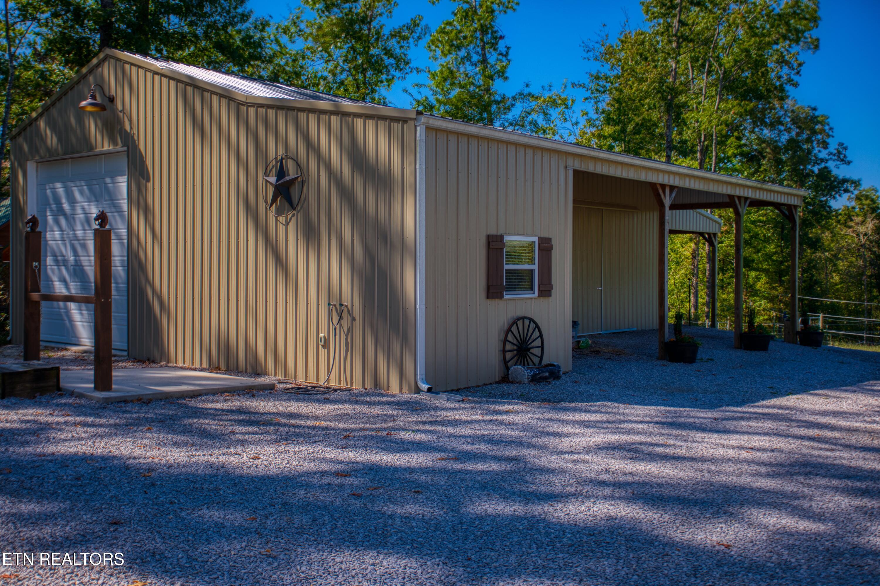 540 Buck Ridge Road Jamestown, TN 38556 - Photo 39 of 49 EK3A2937