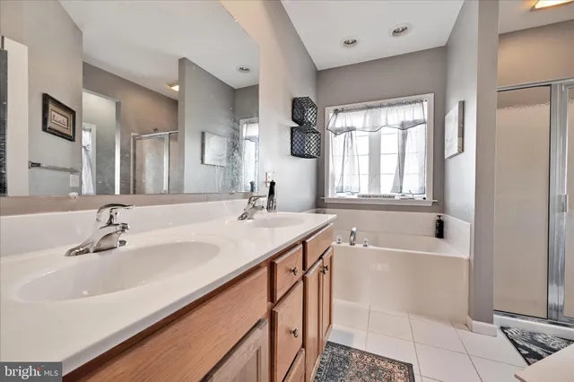 $555,000 | 748 Connolly Drive, Red Lion, PA 17356