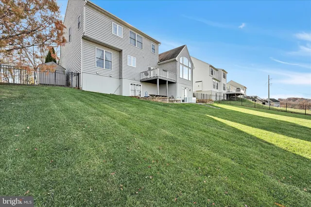 $555,000 | 748 Connolly Drive, Red Lion, PA 17356