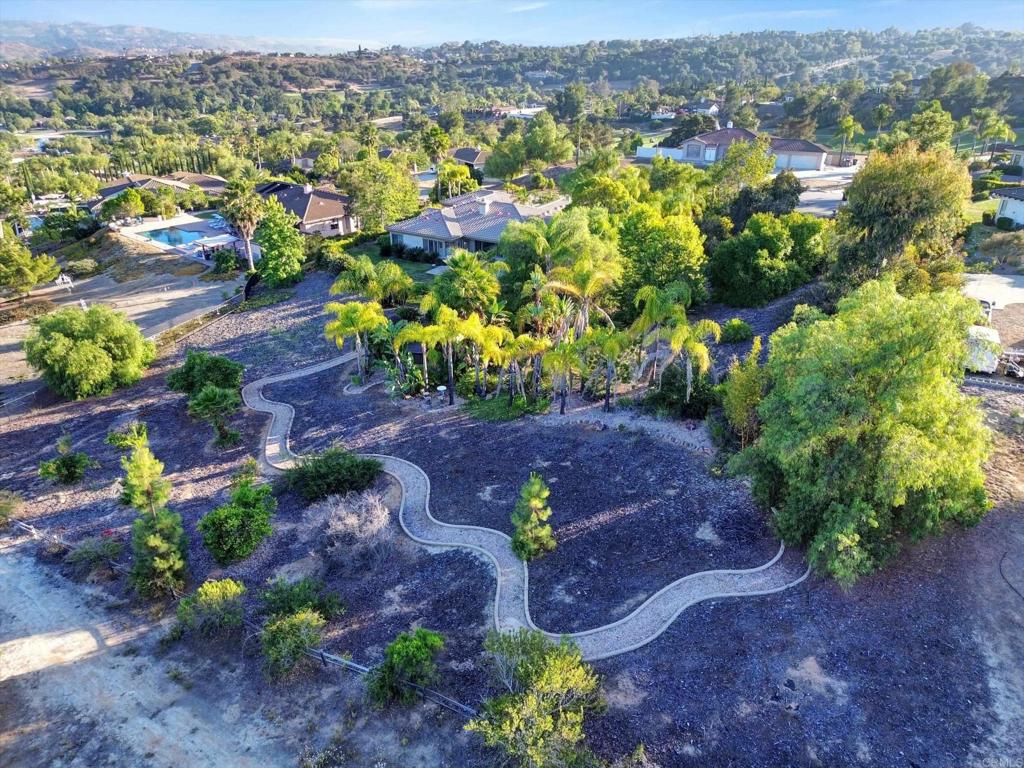 3522 Lancewood Way Fallbrook, CA 92028 - Photo 10 of 75