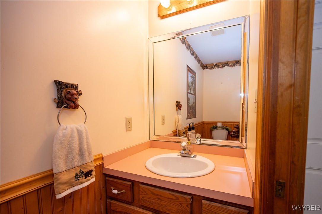 2341 Bullis Road Elma, NY 14059 - Photo 23 of 48