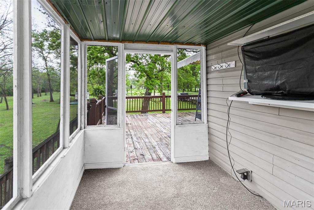 70 Gallinipper Road Hardin, IL 62047 - Photo 17 of 31 Gallery Image 17