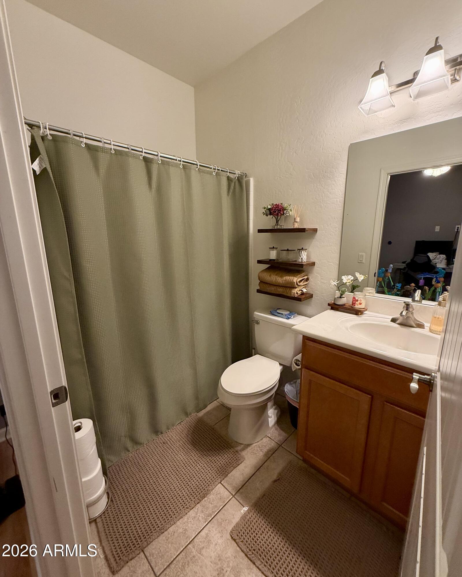 508 West Latona Road Phoenix, AZ 85041 - Photo 25 of 47 IMG_7052