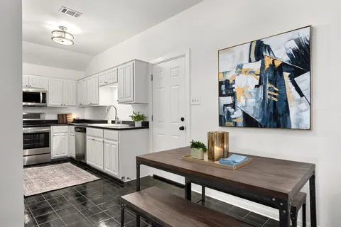 $699,000 | 6905 Crosby Circle, Unit 16, Austin, TX 78746
