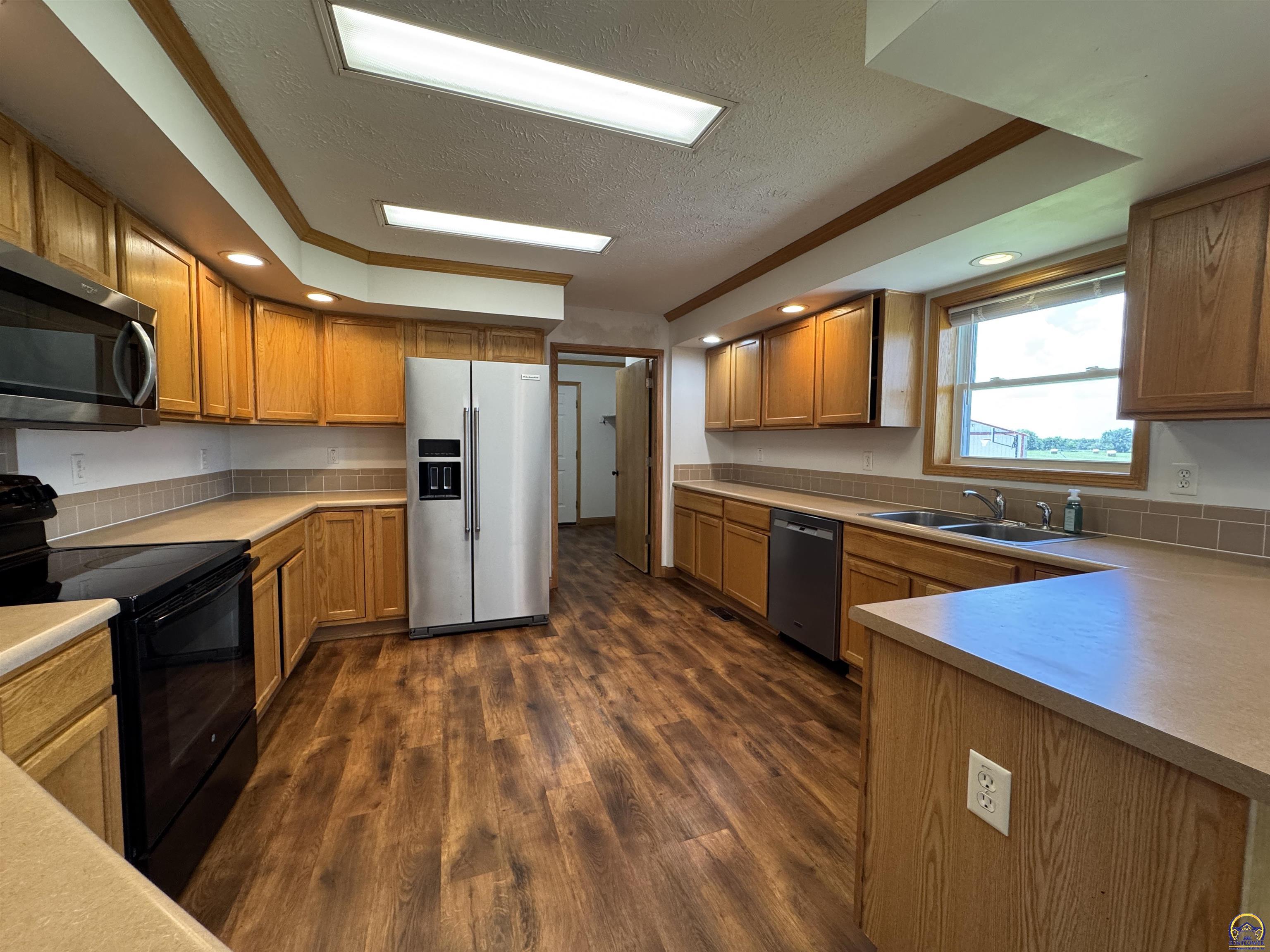 2624 Garner Road Northwest Lebo, KS 66856 - Photo 15 of 37