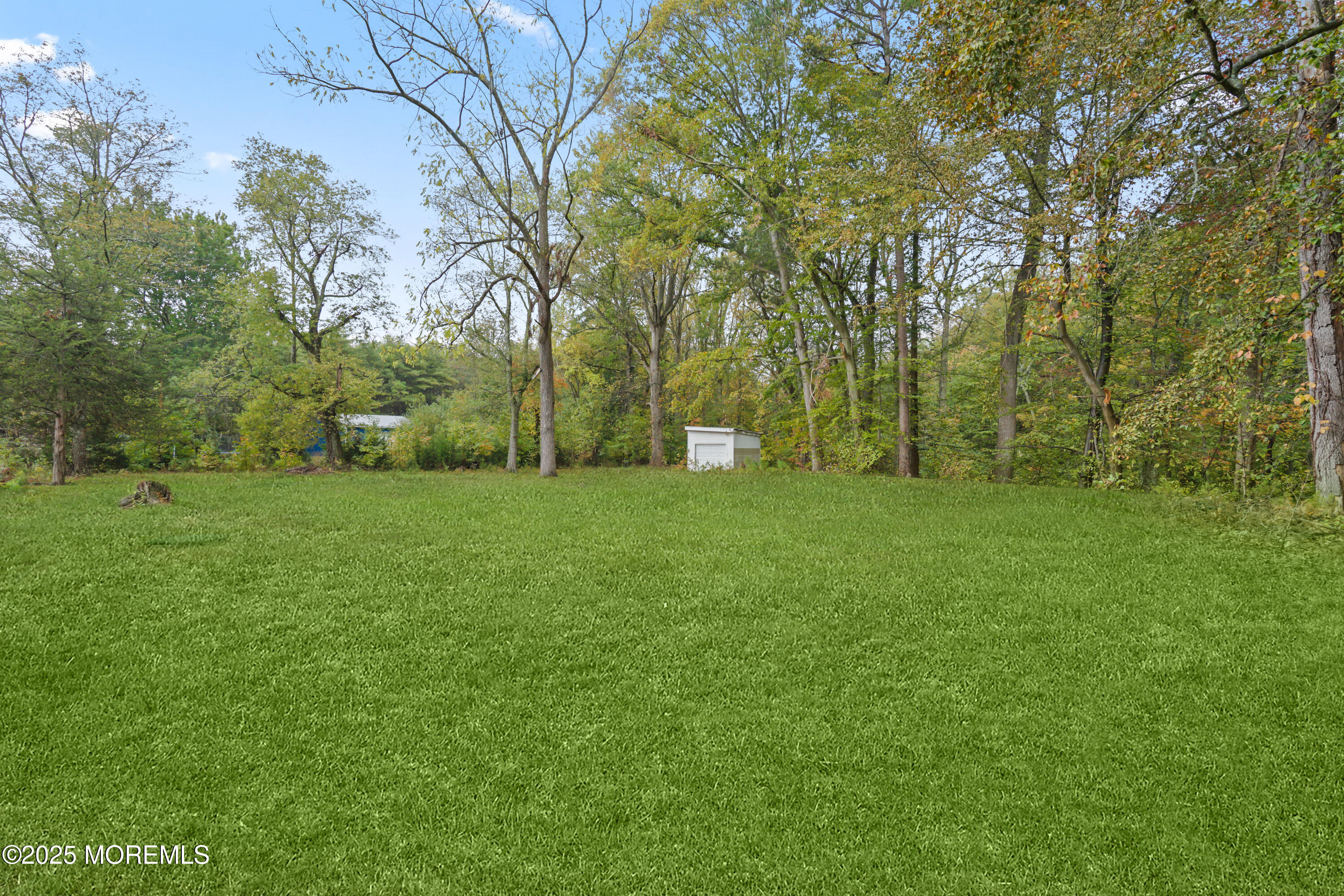 393 East Millstream Road Cream Ridge, NJ 08514 - Photo 28 of 29 DSC00304