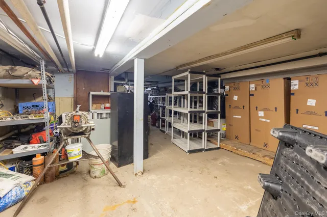 a view of a storage & utility room