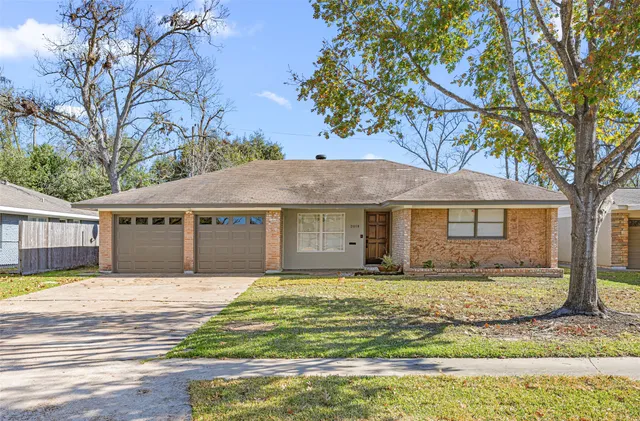 $2,100 | 2018 Woodvine Drive, Houston, TX 77055