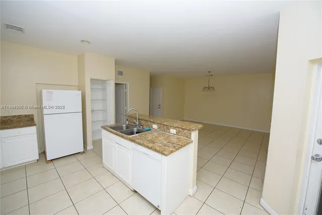 $3,150 | 174 Northeast 32nd Terrace, Unit 174, Homestead, FL 33033