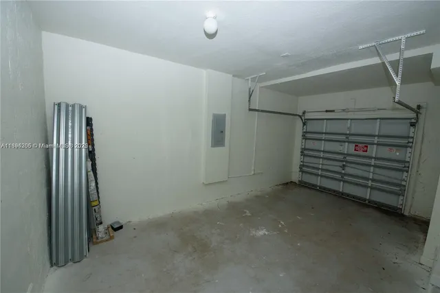 $3,150 | 174 Northeast 32nd Terrace, Unit 174, Homestead, FL 33033