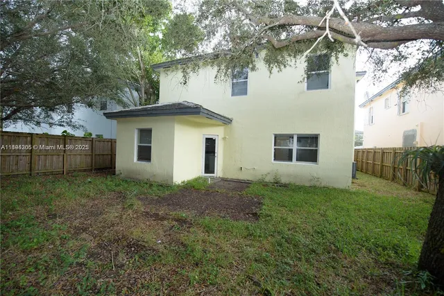 $3,150 | 174 Northeast 32nd Terrace, Unit 174, Homestead, FL 33033