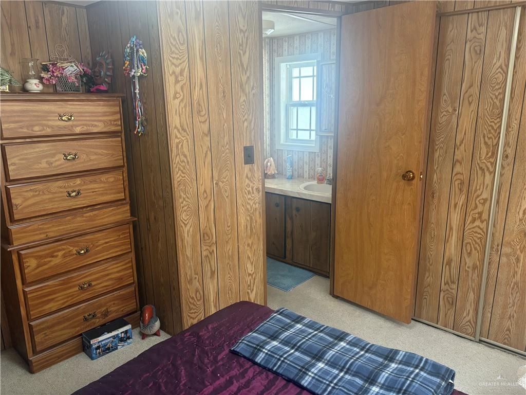 197 Laurel Road Pharr, TX 78577 - Photo 34 of 38 a view of bedroom with a bed and dresser