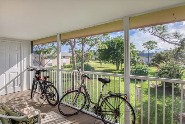 $2,000 | 18081 Southeast Country Club Drive, Unit 30299, Jupiter, FL 33469