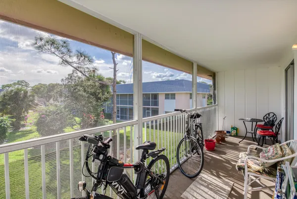 $2,000 | 18081 Southeast Country Club Drive, Unit 30299, Jupiter, FL 33469