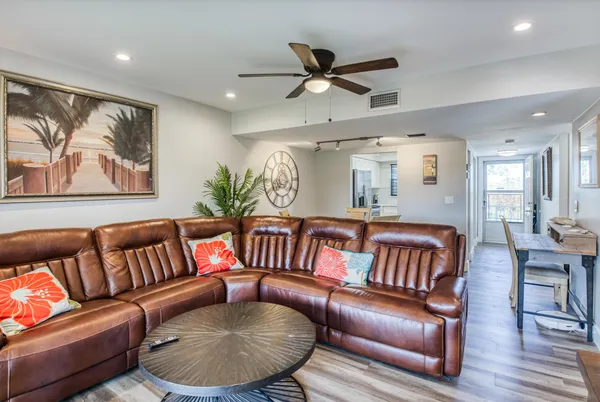 $2,000 | 18081 Southeast Country Club Drive, Unit 30299, Jupiter, FL 33469