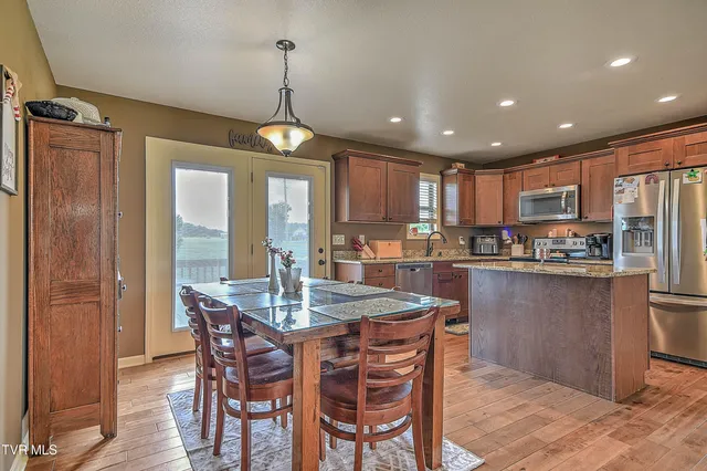 $328,000 | 114 Choctaw Drive, Chuckey, TN 37641