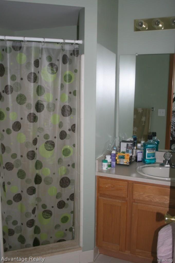 53183 Chesterfield Road New Baltimore, MI 48051 - Photo 15 of 22 IMG_2362.jpg