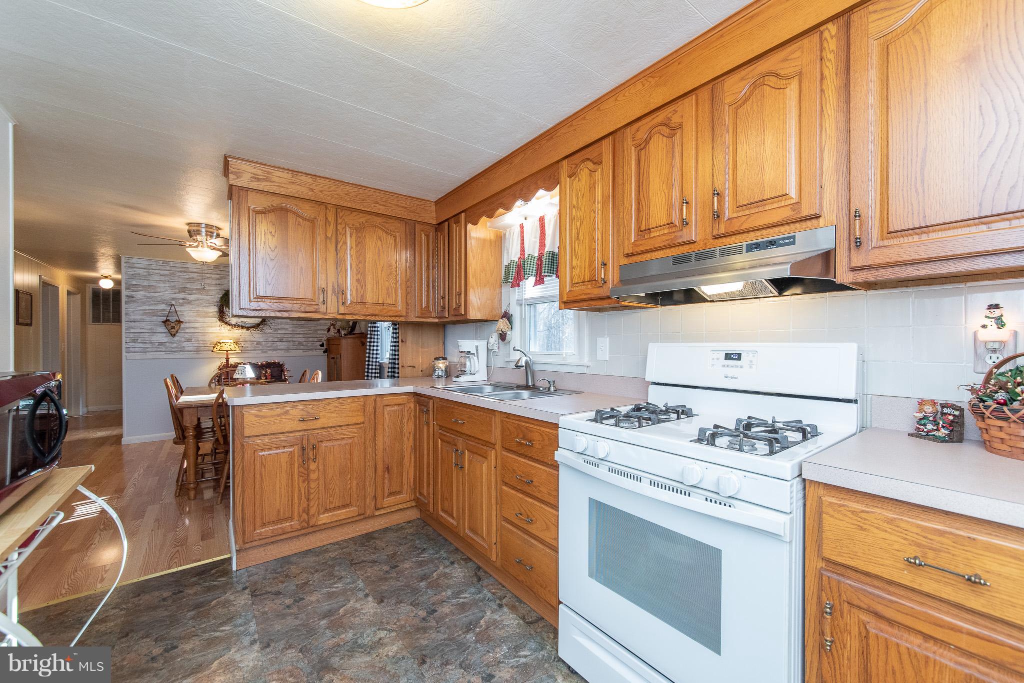 1515 Poole Road Street, MD 21154 - Photo 14 of 32 Kitchen
