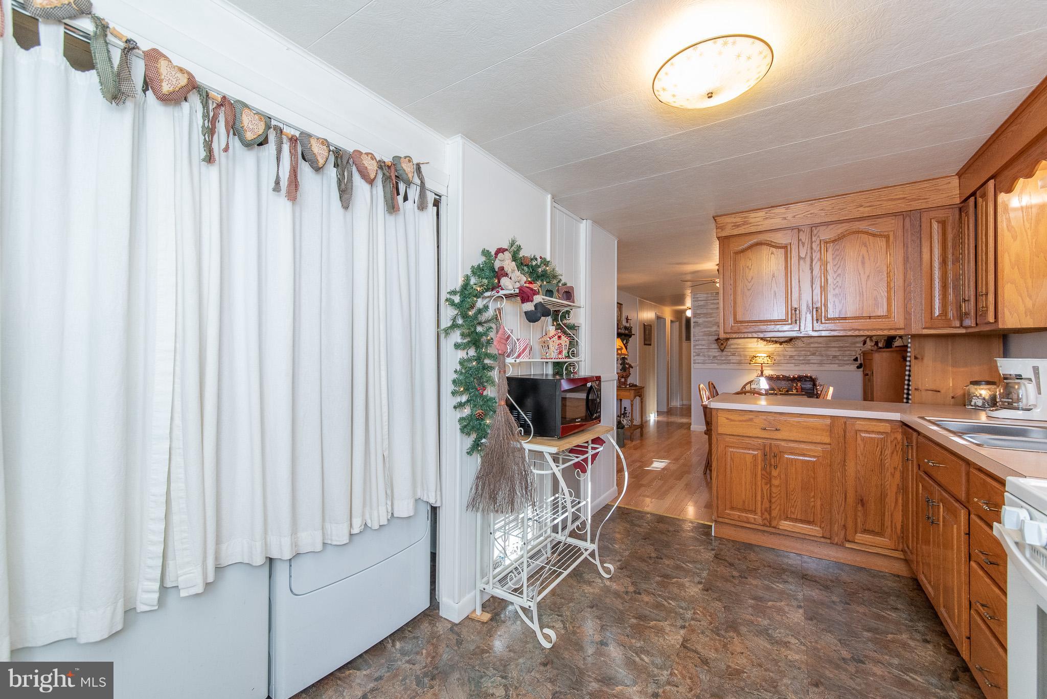 1515 Poole Road Street, MD 21154 - Photo 15 of 32 Kitchen