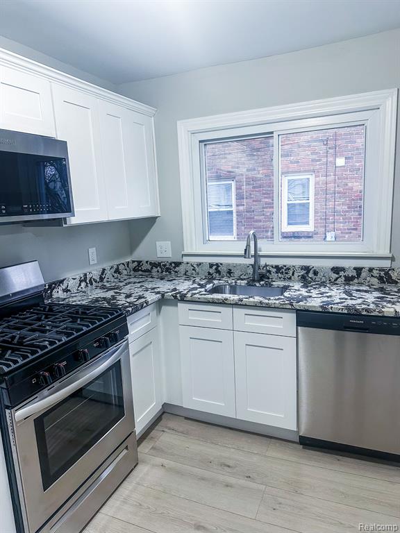 1096 Dover Road Pontiac, MI 48341 - Photo 8 of 29
