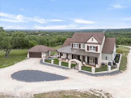 $2,297,000 | 440 Currie Ranch Road, Wimberley, TX 78676