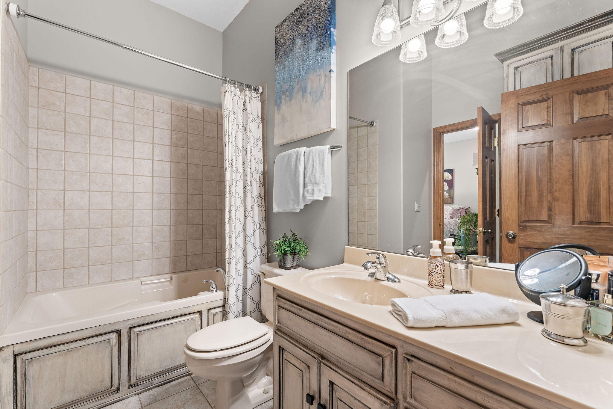 53 Holly Lane Reeds Spring, MO 65737 - Photo 29 of 53 Third Full Bathroom