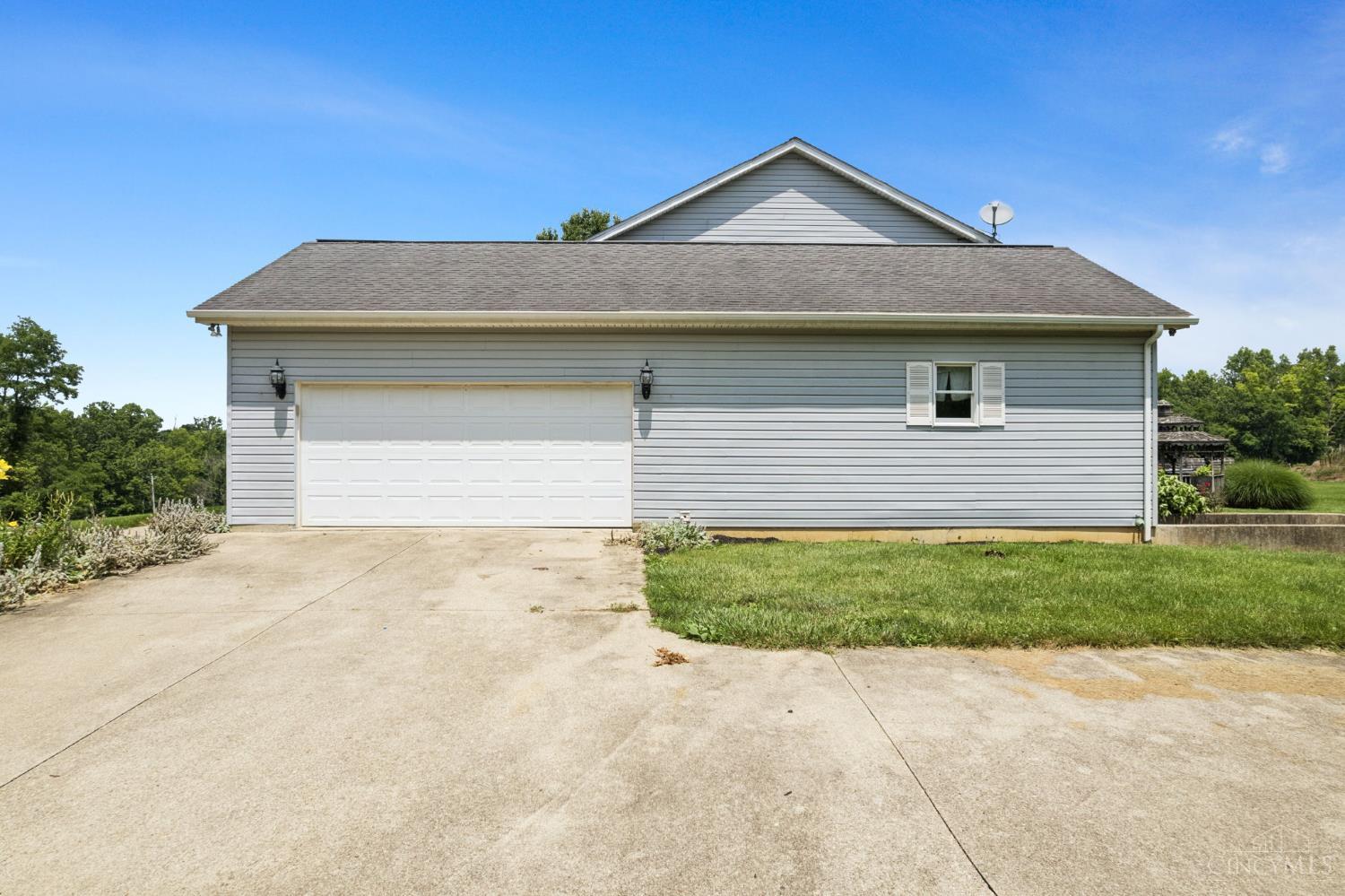 9870 Baker Hanselman Road Georgetown, OH 45121 - Photo 5 of 53